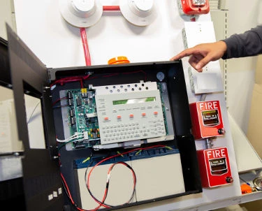 Tecnoelettra centralina antincendio capannoni - Romano Canavese